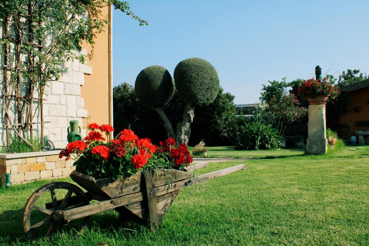 Il Giardino Della Musica Vila Modica Exterior foto